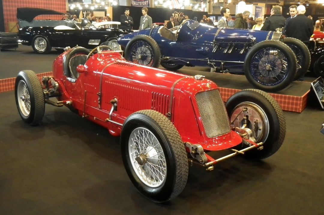 Red Vintage Car